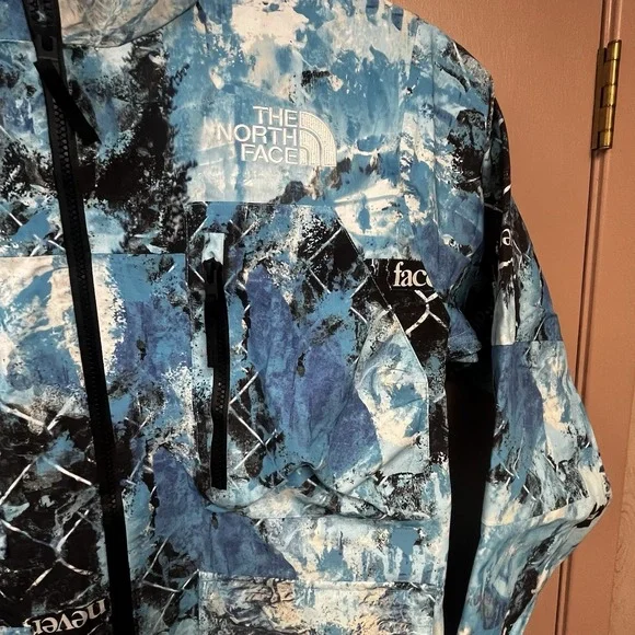 The North Face Printed Dragline Ski Snowboard Waterproof Jacket Small MSRP $435 - Picture 5 of 14